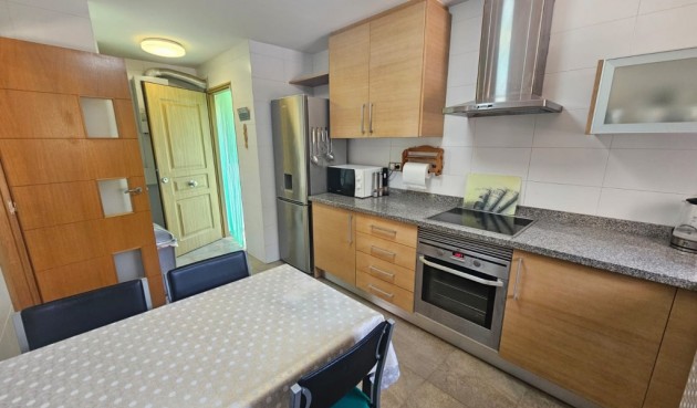 Reventa - Villa -
Sierra Cortina - Inland