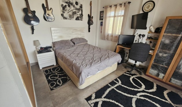 Reventa - Villa -
Sierra Cortina - Inland