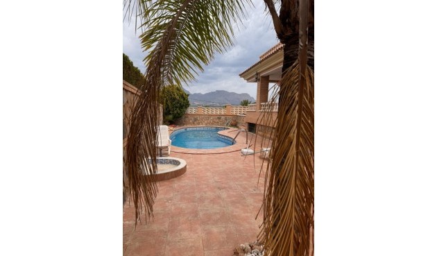 Brukt - Villa -
Benidorm - Costa Blanca