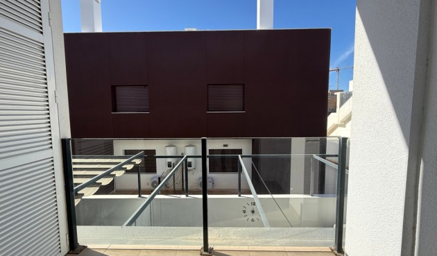 Brukt - Toppleilighet -
Pilar de la Horadada - Costa Blanca