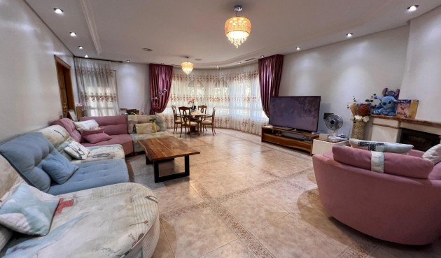 Brukt - Villa -
Callosa de Segura - Callosa De Segura