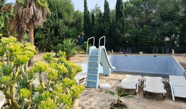 Brukt - Villa -
Benidorm - Costa Blanca