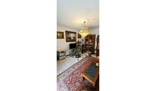 Brukt - Villa -
Benidorm - Costa Blanca