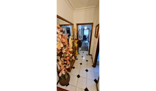 Brukt - Villa -
Benidorm - Costa Blanca