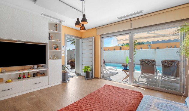 Reventa - Villa -
Benijofar - Costa Blanca