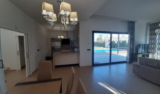 Resale - Villa -
San Javier - La Ribera