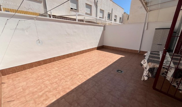 Brukt - Town House -
Lo Pagan - La Puntica