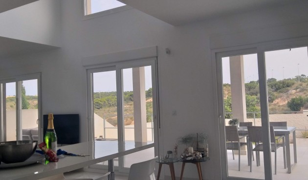 Resale - Villa -
Gran Alacant - Costa Blanca