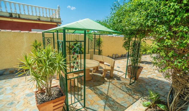 Resale - Villa -
Torrevieja - Costa Blanca