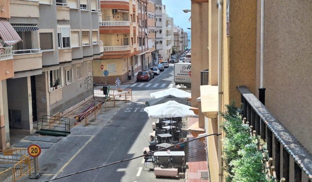 Återförsäljning - Apartment -
Torrevieja - Playa del Cura