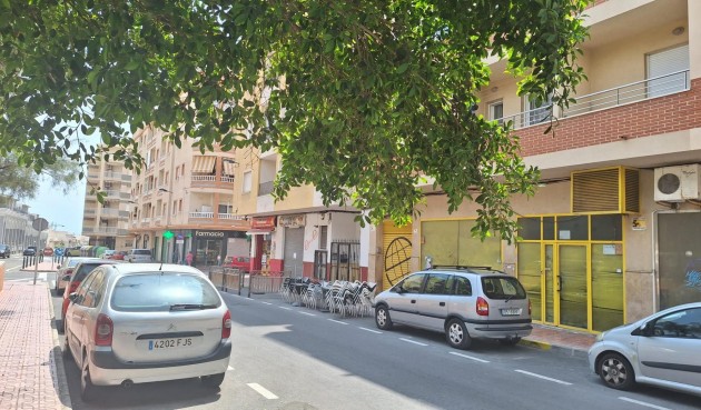 Återförsäljning - Apartment -
Torrevieja - Playa del Cura