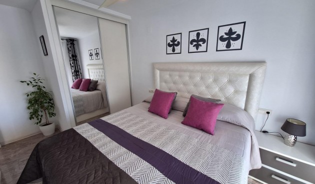 Återförsäljning - Apartment -
Orihuela Costa - La Zenia