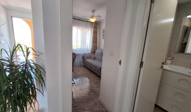 Återförsäljning - Apartment -
Orihuela Costa - La Zenia