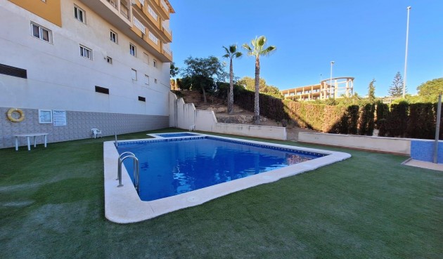 Återförsäljning - Apartment -
Orihuela Costa - La Zenia