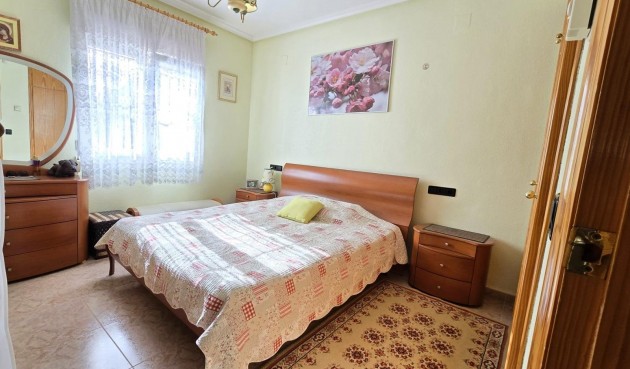 Resale - Villa -
Orihuela Costa - Playa Flamenca