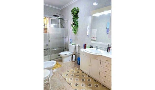 Resale - Villa -
Orihuela Costa - Playa Flamenca