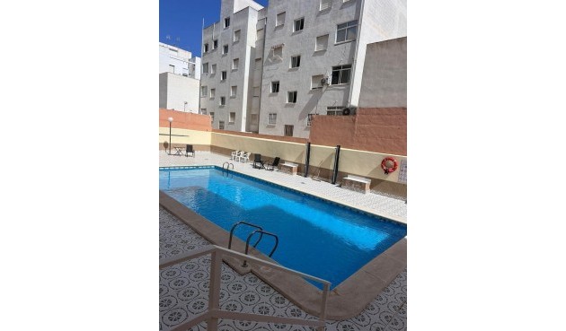 Brukt - Apartment -
Torrevieja - Playa del Cura