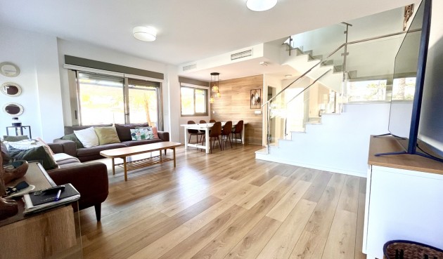 Brukt - Villa -
Torre de la Horadada - Costa Blanca