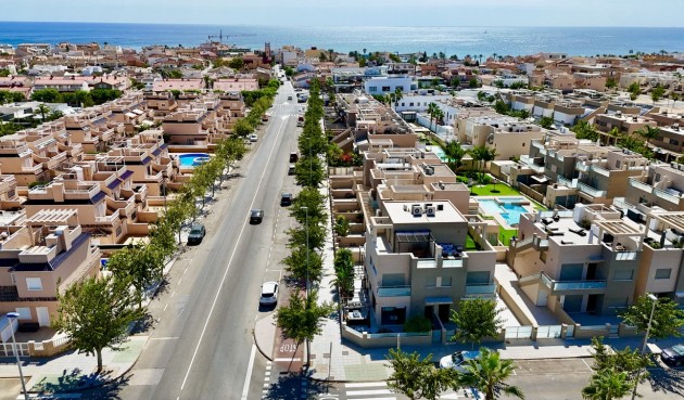 Brukt - Villa -
Torre de la Horadada - Costa Blanca