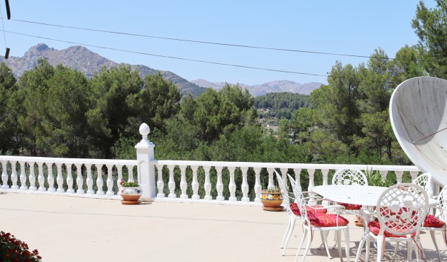 Resale - Villa -
Parcent - Inland