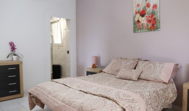 Resale - Villa -
Parcent - Inland