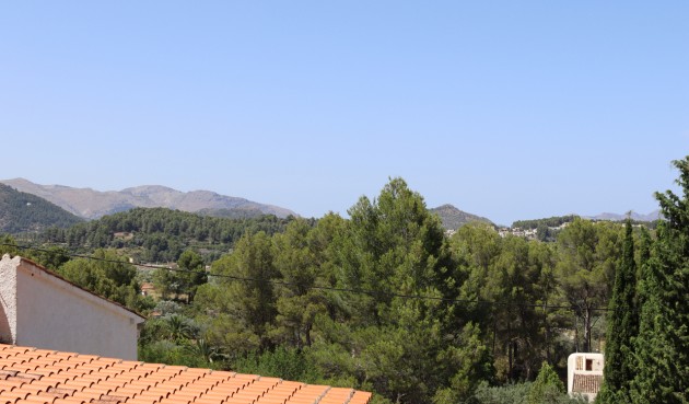 Resale - Villa -
Parcent - Inland