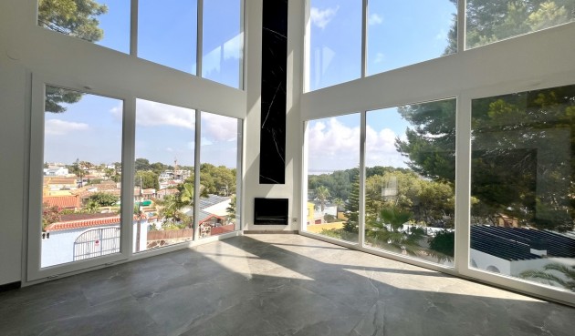 Resale - Villa -
Los Balcones - Costa Blanca