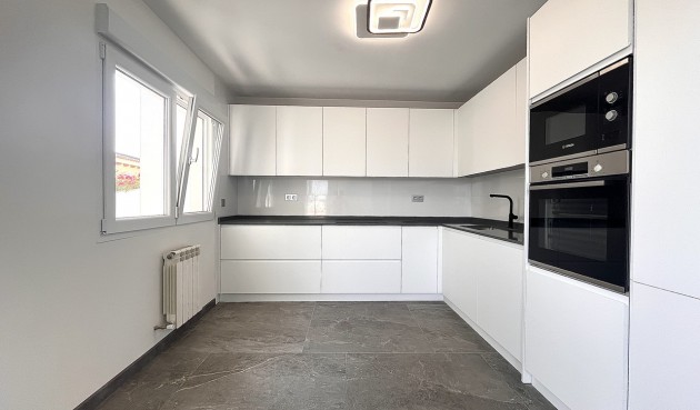 Resale - Villa -
Los Balcones - Costa Blanca