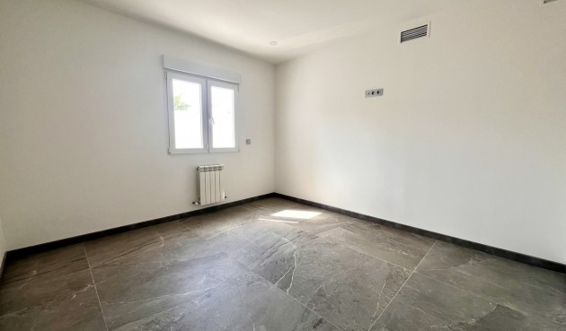 Resale - Villa -
Los Balcones - Costa Blanca