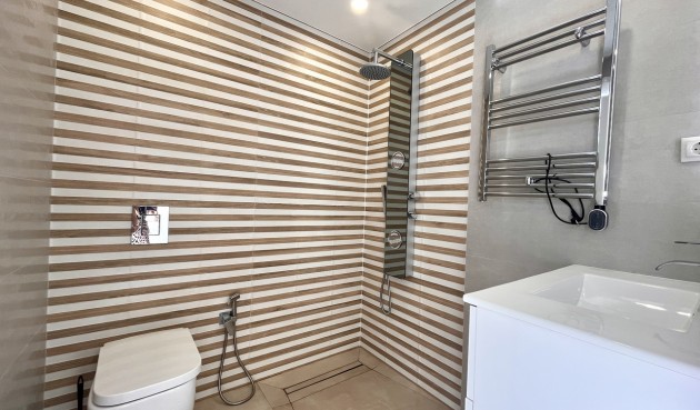 Resale - Villa -
Los Balcones - Costa Blanca