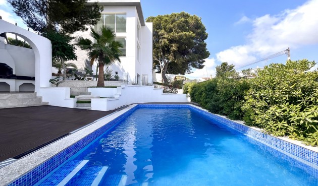 Resale - Villa -
Los Balcones - Costa Blanca