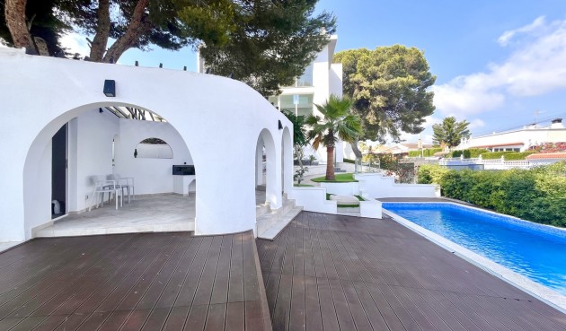 Resale - Villa -
Los Balcones - Costa Blanca