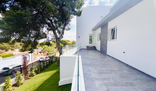 Resale - Villa -
Los Balcones - Costa Blanca