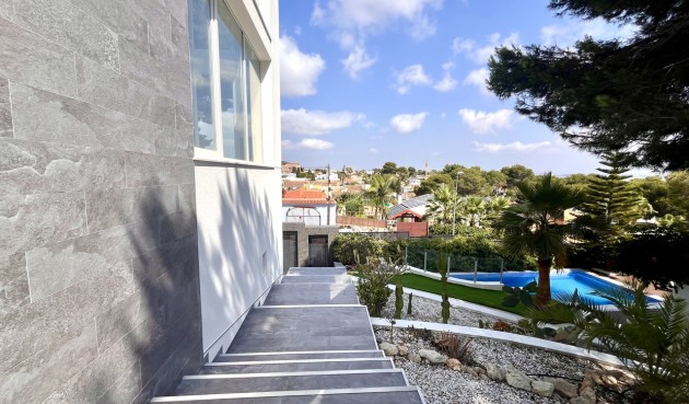 Resale - Villa -
Los Balcones - Costa Blanca