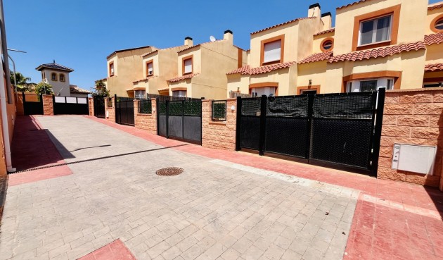 Resale - Town House -
Cabo Roig - Costa Blanca