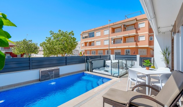 Brukt - Town House -
Formentera del Segura - Costa Blanca