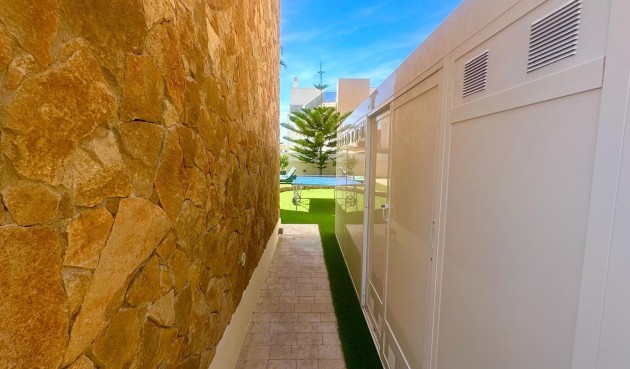 Brukt - Villa -
Torrevieja - Miramar - Torre Del Moro