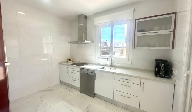 Brukt - Villa -
Torrevieja - Miramar - Torre Del Moro