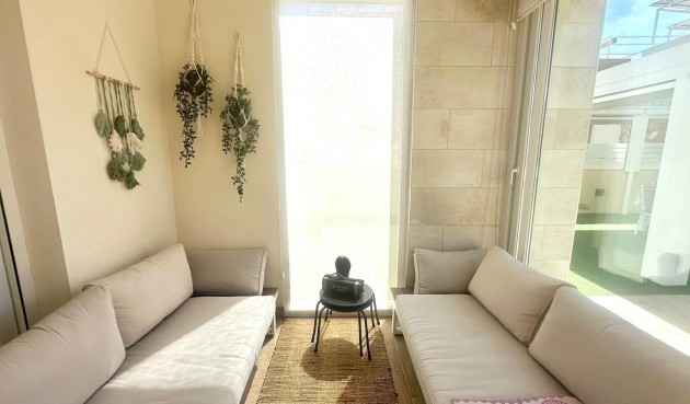 Brukt - Villa -
Torrevieja - Miramar - Torre Del Moro