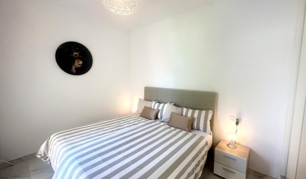 Brukt - Villa -
Torrevieja - Miramar - Torre Del Moro