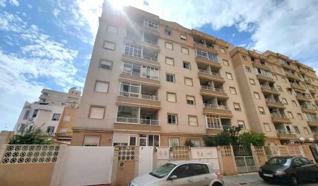Reventa - Apartment -
Torrevieja - Nueva Torrevieja
