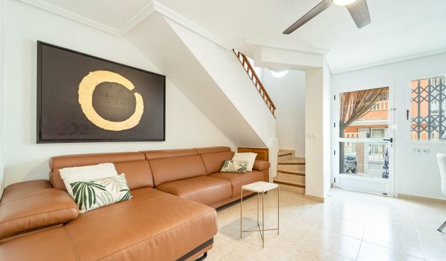 Resale - Duplex -
Torrevieja - Playa De Los Naufragos