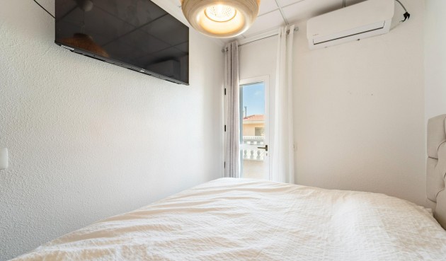 Resale - Duplex -
Torrevieja - Playa De Los Naufragos