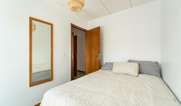 Resale - Duplex -
Torrevieja - Playa De Los Naufragos