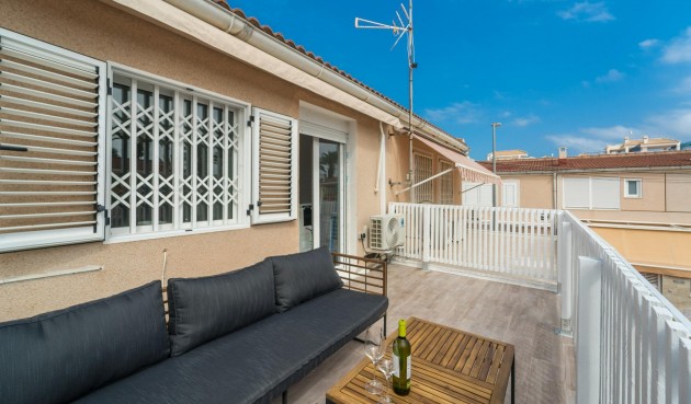 Resale - Duplex -
Torrevieja - Playa De Los Naufragos