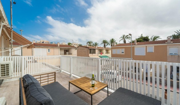 Resale - Duplex -
Torrevieja - Playa De Los Naufragos
