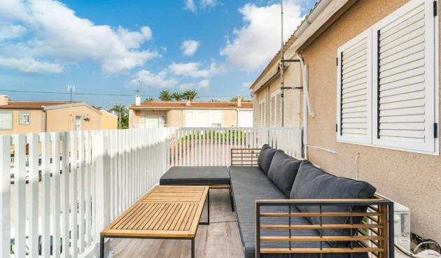 Resale - Duplex -
Torrevieja - Playa De Los Naufragos