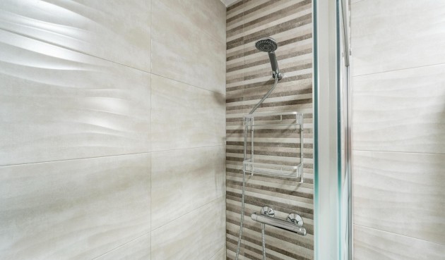 Resale - Duplex -
Torrevieja - Playa De Los Naufragos