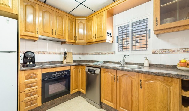 Resale - Duplex -
Torrevieja - Playa De Los Naufragos