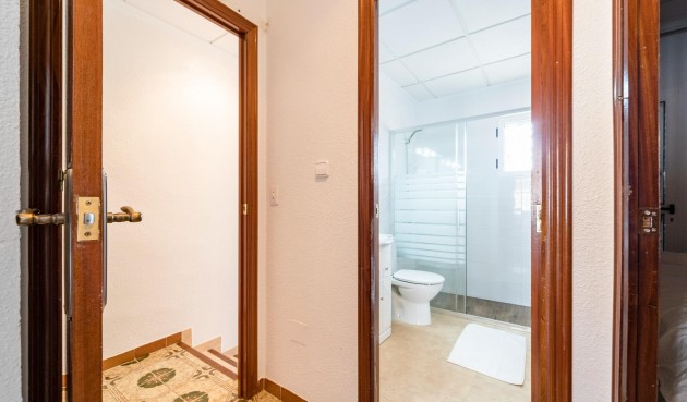 Resale - Duplex -
Torrevieja - Playa De Los Naufragos